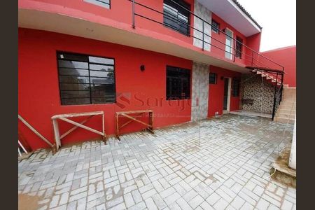 2_photo/94dcfaeb61.ceff8192393c33de-ATLAS-4241525d-3487-452f-abe0-0dce9ba6d1b3.jpg de casa para alugar com 1 quarto, 50m² em Boqueirão, Curitiba