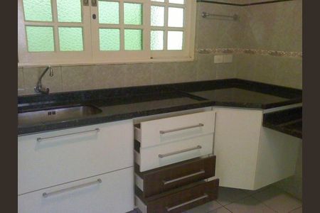 8_photo/94dcfaebd9.212196aa7d059eb3-ATLAS-9b855ff8-1a43-4f15-8e54-e91ee9e24a07.jpg de casa à venda com 3 quartos, 320m² em Boqueirão, Curitiba