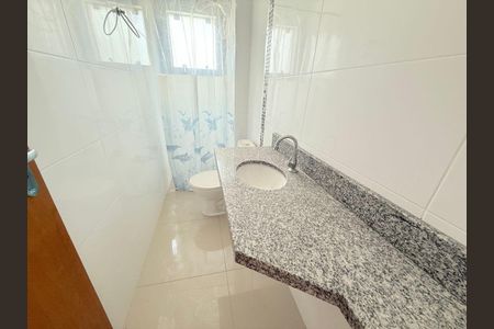 4_photo/94dcfaeeb5.0f81dd1a9a4f6ffb-ATLAS-96139a06-8af4-49e0-9c90-4c66ffd8a0c3.jpg de casa à venda com 2 quartos, 65m² em Boqueirão, Curitiba