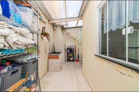 11_photo/94dcfaf0d7.26a25000b1db10ca-ATLAS-d27fdba8-3f1f-4d67-a097-21673ae0973e.jpg de casa à venda com 3 quartos, 106m² em Boqueirão, Curitiba