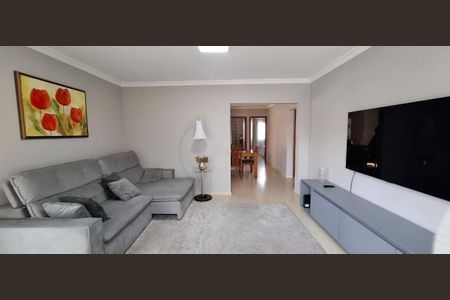 3_photo/94dcfaf213.c5a7f4bba314faf6-ATLAS-1d4e0004-540d-401b-bad2-e6b46353f8bf.jpg de casa à venda com 4 quartos, 175m² em Boqueirão, Curitiba