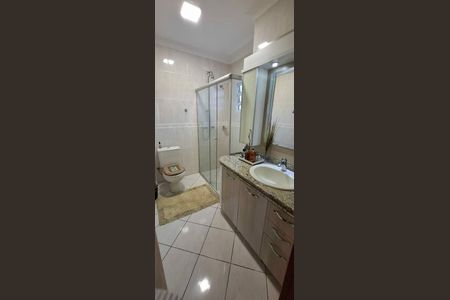 10_photo/94dcfaf213.c5a7f4bba314faf6-ATLAS-9ad4125e-4975-4d05-bff7-d507b27513dc.jpg de casa à venda com 4 quartos, 175m² em Boqueirão, Curitiba