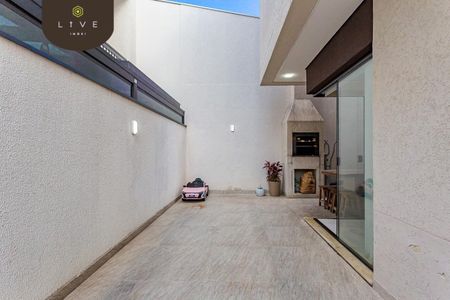 27_photo/94dcfaf77d.8d9d2e8c4e07ca84-ATLAS-c2d799c8-3429-4a74-bd3e-064d67324dc7.jpg de casa à venda com 3 quartos, 94m² em Boqueirão, Curitiba