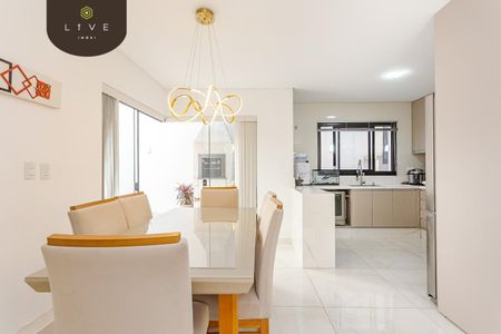 4_photo/94dcfaf77d.8d9d2e8c4e07ca84-ATLAS-ed101066-b105-48a6-8f25-13678dc9fa84.jpg de casa à venda com 3 quartos, 94m² em Boqueirão, Curitiba