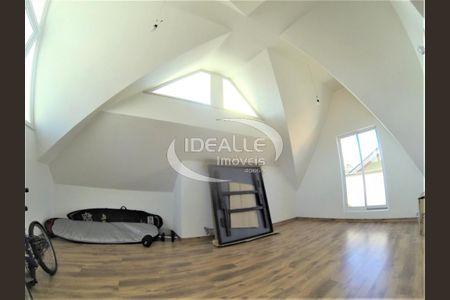 3_photo/94dcfaf793.fad97a88a53e9b6a-ATLAS-27e6f9b8-9811-4e43-b665-194e7514405a.jpg de casa à venda com 3 quartos, 139m² em Boqueirão, Curitiba