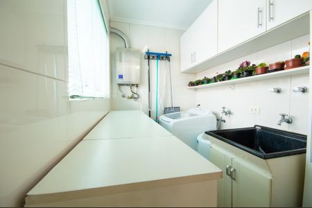 4_photo/94dcfaf7c1.63263ea69432e76c-ATLAS-d4ee5996-1688-4530-bafa-9c447f725527.jpg de casa para alugar com 0 quarto, 370m² em Boqueirão, Curitiba