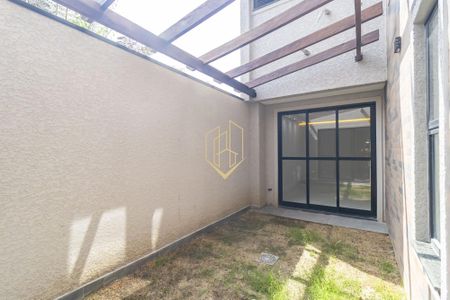 8_photo/94dcfaf7ef.990d2fc8af084189-ATLAS-7637e1f0-47e1-4a49-9159-62f8c8fe90c4.jpg de casa à venda com 3 quartos, 197m² em Boqueirão, Curitiba