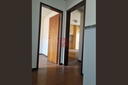 5_photo/94dcfaf7f3.3f3bc2d210e8a6c8-ATLAS-6fd5cd04-8f1d-4f86-8174-c5d2fe51b789.jpg de casa à venda com 3 quartos, 124m² em Boqueirão, Curitiba