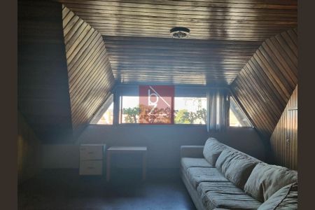 4_photo/94dcfaf7f3.3f3bc2d210e8a6c8-ATLAS-7b3b00db-1cae-4ec8-8d62-74f05ffdaf5b.jpg de casa à venda com 3 quartos, 124m² em Boqueirão, Curitiba