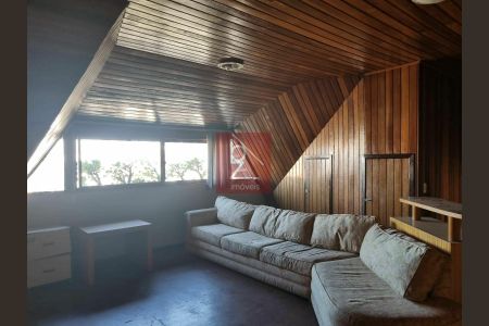 4_photo/94dcfaf7f3.3f3bc2d210e8a6c8-ATLAS-aeb61521-e221-44bb-a767-af7c8fa88973.jpg de casa à venda com 3 quartos, 124m² em Boqueirão, Curitiba