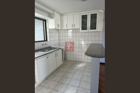 6_photo/94dcfaf7f3.3f3bc2d210e8a6c8-ATLAS-d952e0ad-61ab-499c-904c-534755c52826.jpg de casa à venda com 3 quartos, 124m² em Boqueirão, Curitiba