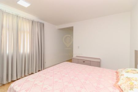 45_photo/94dcfaf899.9ce51cbea16951ae-ATLAS-a95d19c3-e607-49fd-9983-c06f5e6ed557.jpg de casa à venda com 4 quartos, 101m² em Boqueirão, Curitiba