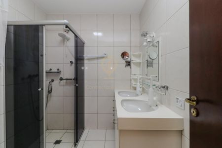 42_photo/94dcfaf899.9ce51cbea16951ae-ATLAS-aef77dd1-8d55-44fb-aa47-632ca40f11a4.jpg de casa à venda com 4 quartos, 101m² em Boqueirão, Curitiba