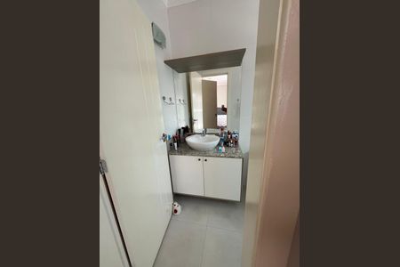 2_photo/94dcfaf8c5.7c50ff6d15497796-ATLAS-8de184c0-89b7-4a36-9d55-ac5ce3e4b0a2.jpg de casa à venda com 3 quartos, 125m² em Água Verde, Curitiba