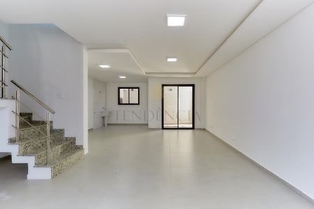 6_photo/94dcfaf8cb.da96a1a17422ca13-ATLAS-0aaecdf0-34f6-4b71-ac56-3a6aef313398.jpg de casa à venda com 3 quartos, 108m² em Boqueirão, Curitiba