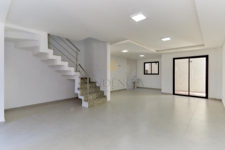 3_photo/94dcfaf8cb.da96a1a17422ca13-ATLAS-b385b12a-4356-42e8-a57e-32e8f21e6b2d.jpg de casa à venda com 3 quartos, 108m² em Boqueirão, Curitiba