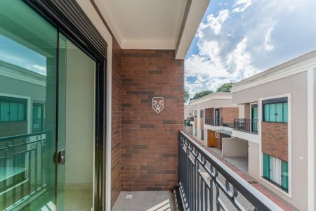 37_photo/94dcfaf94b.14ab22b38e59c042-ATLAS-de72132f-e12f-438c-a2d2-150ca9b59a72.jpg de casa à venda com 3 quartos, 108m² em Boqueirão, Curitiba