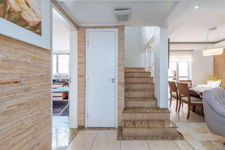 2_photo/94dcfafc3b.50dcffd0bfa00027-ATLAS-2b3dfdf5-67cc-4799-b948-4f7f6b6cecbf.jpg de casa à venda com 3 quartos, 101m² em Boqueirão, Curitiba