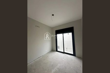 35_photo/94dcfafc49.a64889f4275538b8-ATLAS-8baa4217-6d3e-41e8-a5e5-ac203262eceb.jpg de casa à venda com 3 quartos, 111m² em Boqueirão, Curitiba