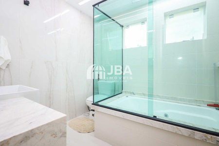 8_photo/94dcfafc7f.23351eba74f1df34-ATLAS-a641038c-bfb6-4e22-8dee-c66fa340cb63.jpg de casa à venda com 3 quartos, 173m² em Boqueirão, Curitiba