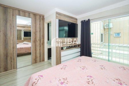 10_photo/94dcfafc7f.23351eba74f1df34-ATLAS-cf593205-c9a8-4b21-b2bb-18f49265183c.jpg de casa à venda com 3 quartos, 173m² em Boqueirão, Curitiba