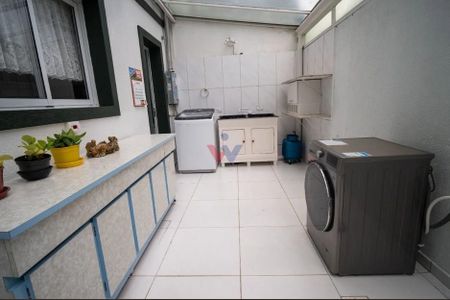 5_photo/94dcfafced.98319c766f537efd-ATLAS-40d6f890-240a-47e9-92dc-5f7834e5d160.jpg de casa à venda com 2 quartos, 154m² em Boqueirão, Curitiba