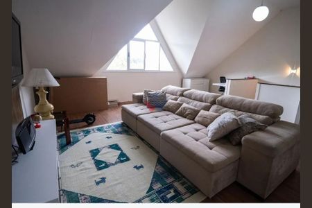 10_photo/94dcfafced.98319c766f537efd-ATLAS-8682f7a2-22b8-4429-954f-2b3d23b6dfee.jpg de casa à venda com 2 quartos, 154m² em Boqueirão, Curitiba