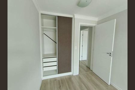 8_photo/94dcfafd03.70d42bc12121e670-ATLAS-3aa33207-744e-49e2-9608-29254d6ef111.jpg de casa à venda com 3 quartos, 143m² em Boqueirão, Curitiba