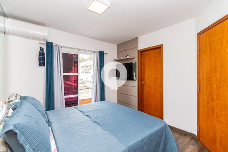 11_photo/94dcfafd5d.4a7708b419391496-ATLAS-2abf35eb-b0b2-4d79-946e-32c31238ec46.jpg de casa à venda com 3 quartos, 124m² em Boqueirão, Curitiba