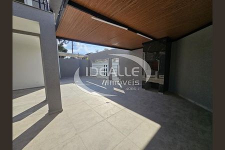 23_photo/94dcfafd89.fd7188e6e92a7226-ATLAS-a7e375d5-08af-4450-bd5c-c06542b6f69e.jpg de casa à venda com 3 quartos, 126m² em Boqueirão, Curitiba