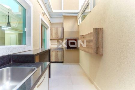 7_photo/94dcfafd9b.96458e673c4e6a1a-ATLAS-056e6ae0-8a36-4e33-b72a-94c4e8b0757c.jpg de casa à venda com 4 quartos, 166m² em Boqueirão, Curitiba