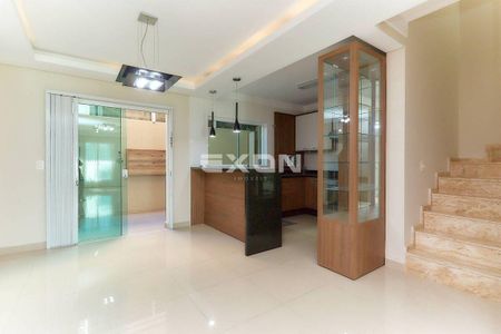 5_photo/94dcfafd9b.96458e673c4e6a1a-ATLAS-29e9689e-4499-4583-8df9-bcab63c1b413.jpg de casa à venda com 4 quartos, 166m² em Boqueirão, Curitiba