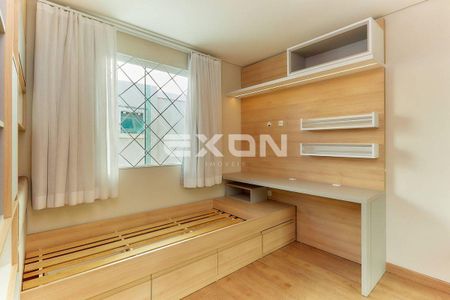 7_photo/94dcfafd9b.96458e673c4e6a1a-ATLAS-36d5f8db-af77-4491-a063-65f4b1266d10.jpg de casa à venda com 4 quartos, 166m² em Boqueirão, Curitiba