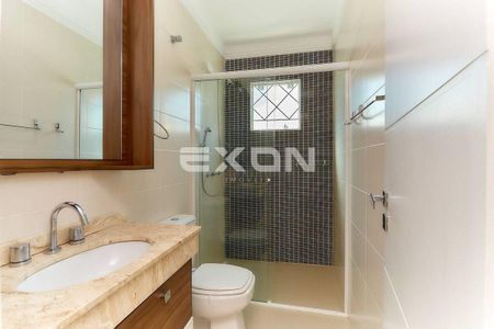 11_photo/94dcfafd9b.96458e673c4e6a1a-ATLAS-68c73ac6-e632-4057-9353-2fa338b34cb0.jpg de casa à venda com 4 quartos, 166m² em Boqueirão, Curitiba