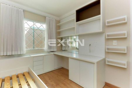 3_photo/94dcfafd9b.96458e673c4e6a1a-ATLAS-b3a8d22a-3257-46f6-babe-bfc164cb6cb4.jpg de casa à venda com 4 quartos, 166m² em Boqueirão, Curitiba