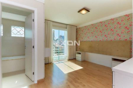 20_photo/94dcfafd9b.96458e673c4e6a1a-ATLAS-bdf110c5-954a-4cfe-96ec-06016a7bc70c.jpg de casa à venda com 4 quartos, 166m² em Boqueirão, Curitiba