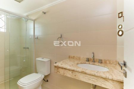 30_photo/94dcfafd9b.96458e673c4e6a1a-ATLAS-c8ed3d19-2a19-449b-82d7-47ec7dbcaa84.jpg de casa à venda com 4 quartos, 166m² em Boqueirão, Curitiba