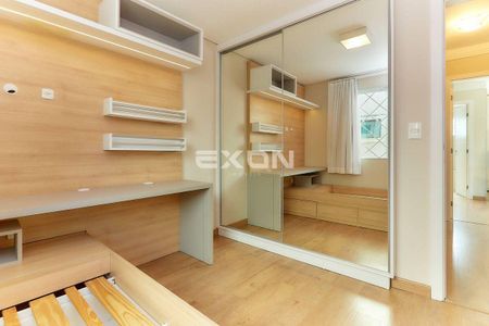 18_photo/94dcfafd9b.96458e673c4e6a1a-ATLAS-f3514509-9a5e-4feb-b4ae-c3a7dad0bf6d.jpg de casa à venda com 4 quartos, 166m² em Boqueirão, Curitiba