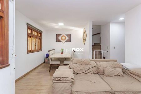 2_photo/94dcfafd9b.fc5987373cdbaa4f-ATLAS-fa1272fc-f59e-4210-bd55-21b6fb540bc3.jpg de casa à venda com 3 quartos, 100m² em Boqueirão, Curitiba