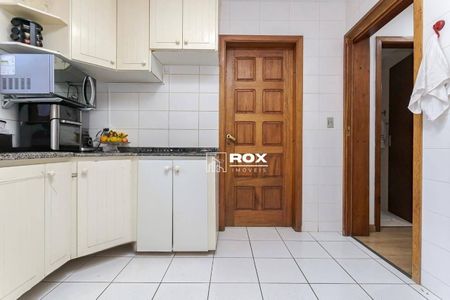 4_photo/94dcfafd9b.fc5987373cdbaa4f-ATLAS-fa708676-8db8-4669-88bc-5bd5c1421f6a.jpg de casa à venda com 3 quartos, 100m² em Boqueirão, Curitiba