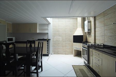 5_photo/94dcfafe3b.591c4507a5a861ba-ATLAS-38e31e3e-8441-4e66-a322-56b2ce0a9894.jpg de casa para alugar com 3 quartos, 105m² em Hauer, Curitiba