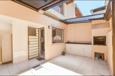 11_photo/94dcfafead.c2549ed1f279cd1c-ATLAS-9e5ee65b-c482-4139-a5f2-afb048cba78d.jpg de casa à venda com 3 quartos, 79m² em Boqueirão, Curitiba