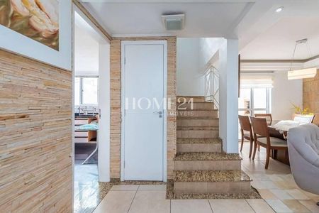 9_photo/94dcfafedb.b5a84ccad31e2297-ATLAS-8e31b3da-685f-42fc-8731-40a0138ff709.jpg de casa à venda com 3 quartos, 150m² em Boqueirão, Curitiba