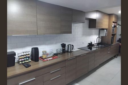 25_photo/94dcfafee7.ec1cb8687446bd71-ATLAS-61aa6933-3b4a-4abb-8260-68ca8ad20da8.jpg de casa à venda com 3 quartos, 90m² em Boqueirão, Curitiba