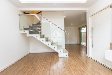 3_photo/94dcfaff2d.3960a3124a45dbc3-ATLAS-a80f3060-9a21-4aaf-a2de-60947f9cc372.jpg de casa à venda com 3 quartos, 136m² em Boqueirão, Curitiba