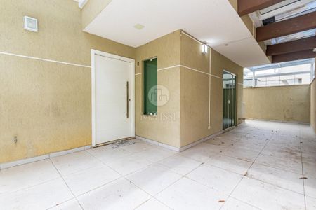 26_photo/94dcfaff2d.3960a3124a45dbc3-ATLAS-dc915085-d4be-41dc-963c-84b845bbcea7.jpg de casa à venda com 3 quartos, 136m² em Boqueirão, Curitiba