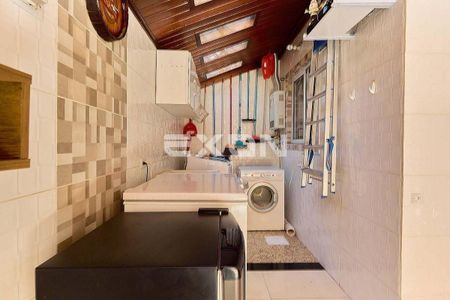 2_photo/94dcfaff61.334e3062a1c5dfa5-ATLAS-68fc2a08-bc6c-4ffc-881f-5b6c1ae70ff2.jpg de casa à venda com 3 quartos, 91m² em Boqueirão, Curitiba