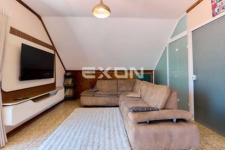 2_photo/94dcfaff61.334e3062a1c5dfa5-ATLAS-e2fbfad6-caac-4d30-ad33-230cf7d290be.jpg de casa à venda com 3 quartos, 91m² em Boqueirão, Curitiba