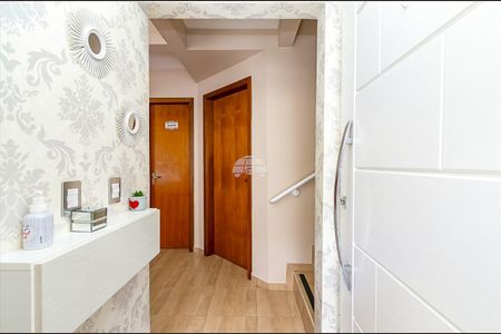 7_photo/94dcfaff7d.7a57c8bedfc49011-ATLAS-479902ef-90aa-41f0-815e-3a09d007aebd.jpg de casa à venda com 4 quartos, 151m² em Boqueirão, Curitiba