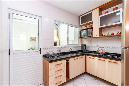 13_photo/94dcfaff7d.7a57c8bedfc49011-ATLAS-85f9345d-9bf5-495c-9ffc-eda7cb32a37f.jpg de casa à venda com 4 quartos, 151m² em Boqueirão, Curitiba